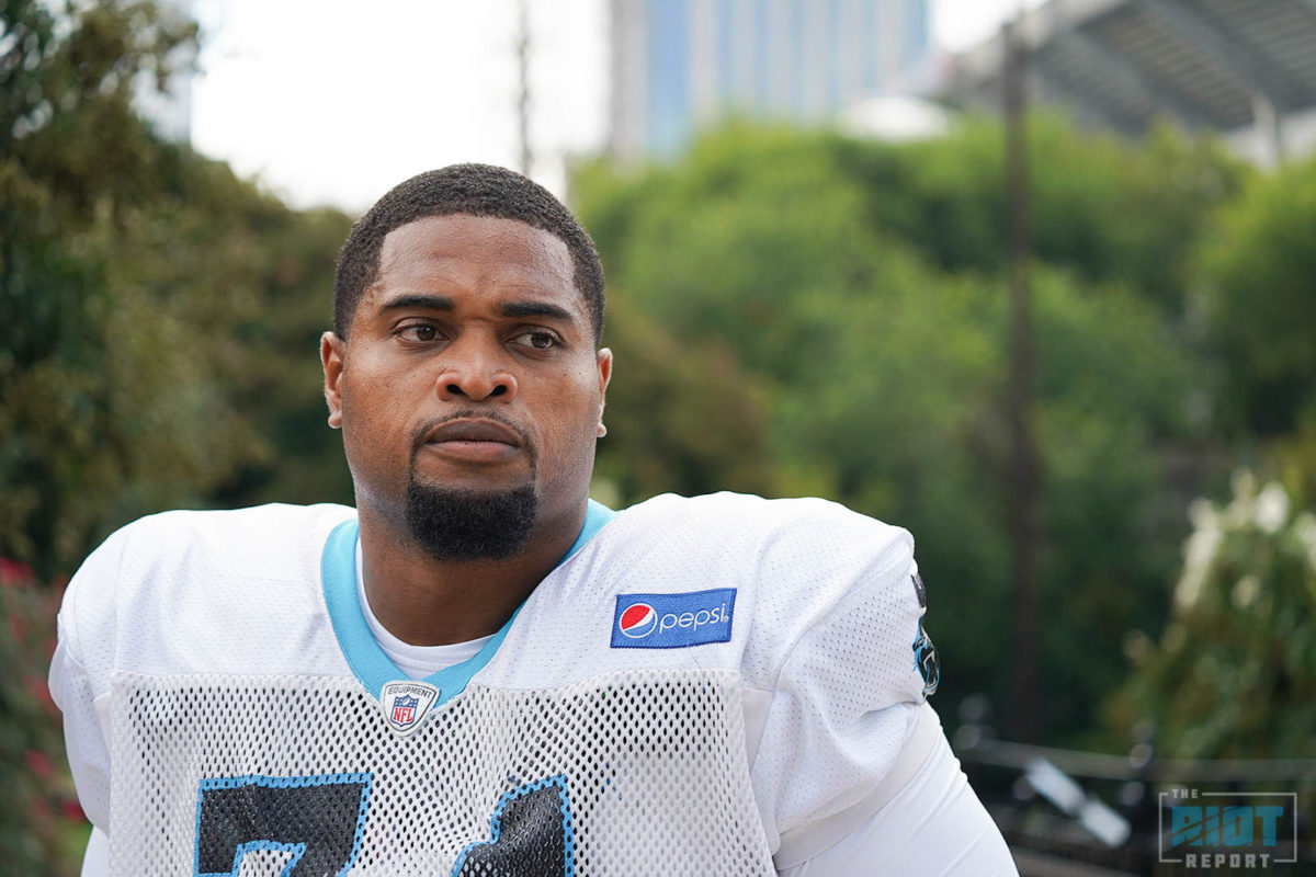 Panthers Add Tackle Help, Send Daryl Williams to IR