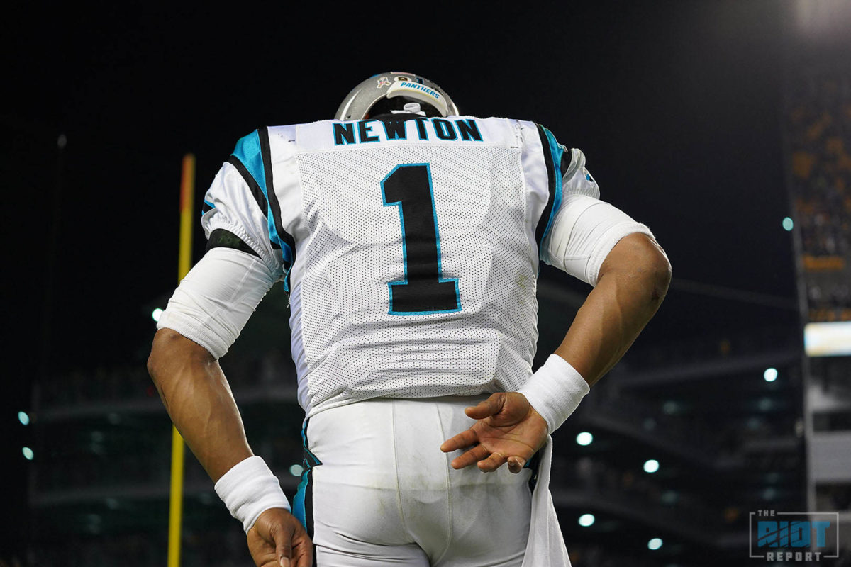 Panthers QB Newton airs it out, throws with 'no limitations'