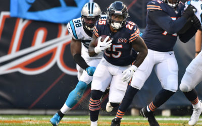 Panthers claim Mike Davis off waivers