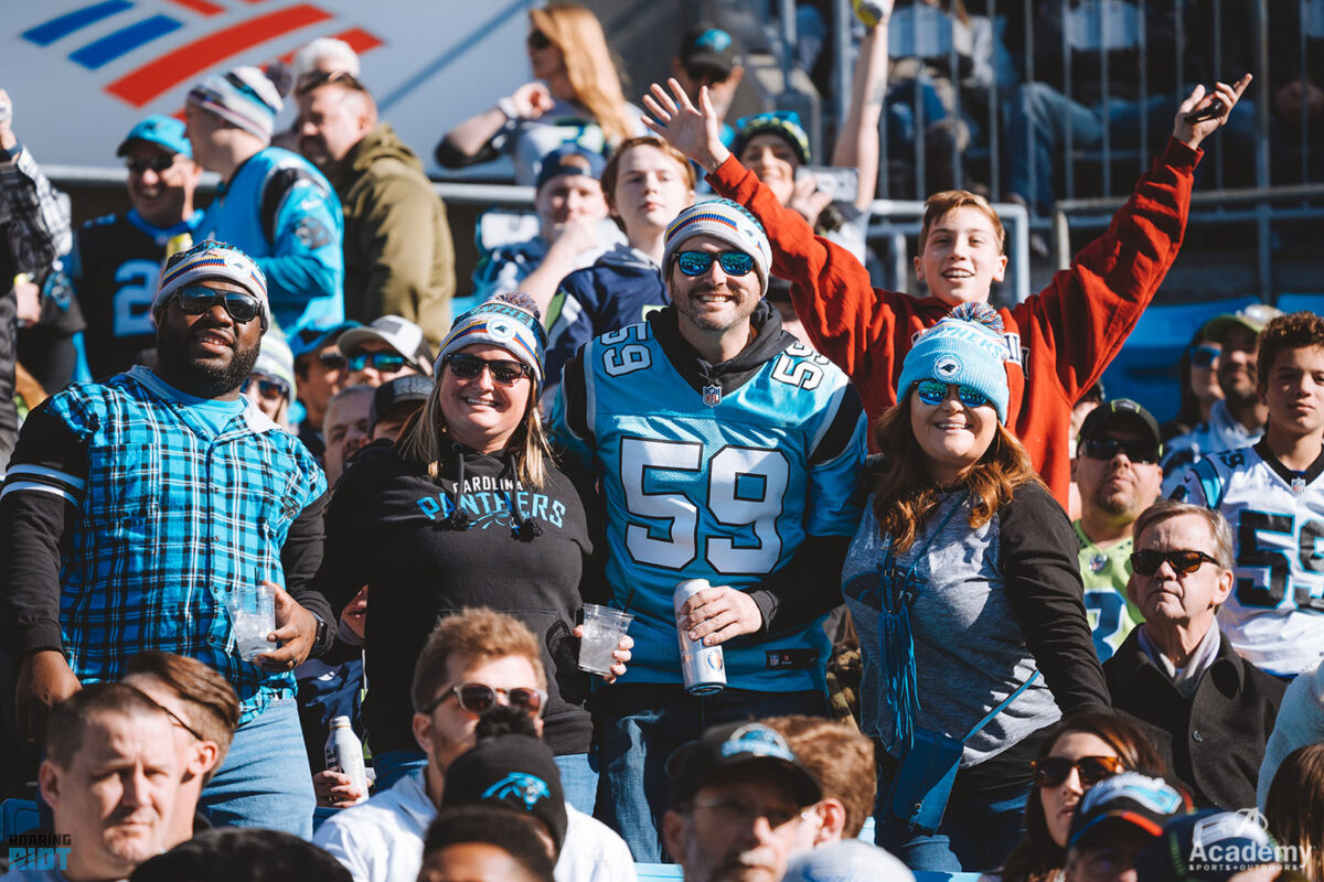 Tampa Riot - Carolina Panthers Fans in Tampa Bay