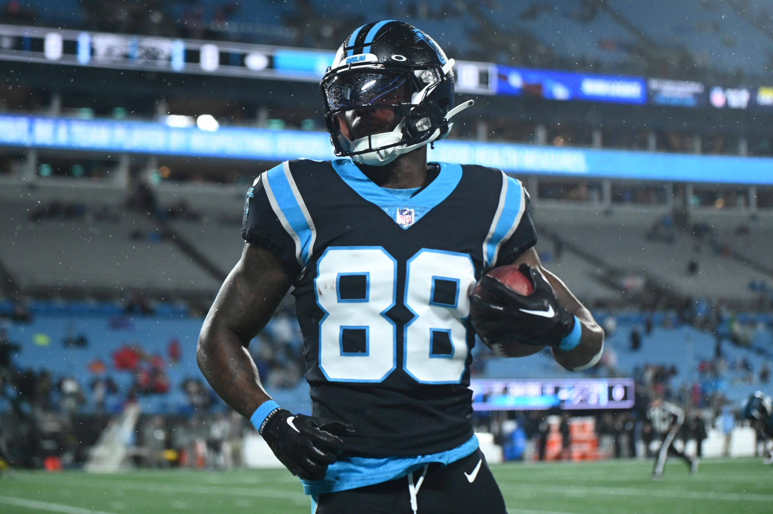 Week 11 Panthers DFS Guide: How to Approach D'Onta Foreman